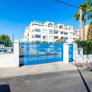 https://hermoso-apartamento-para-4-en-benalmadena.hotelsinnerja.org